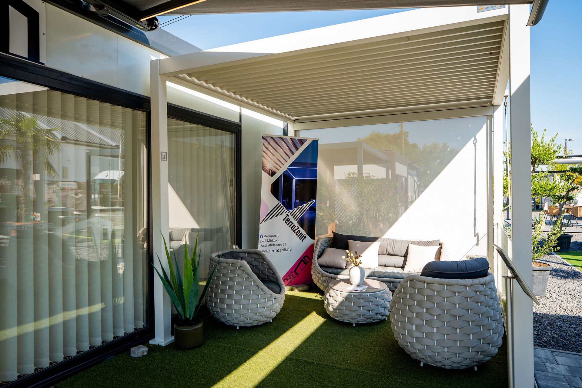 zipscreen-arnyekolo-2